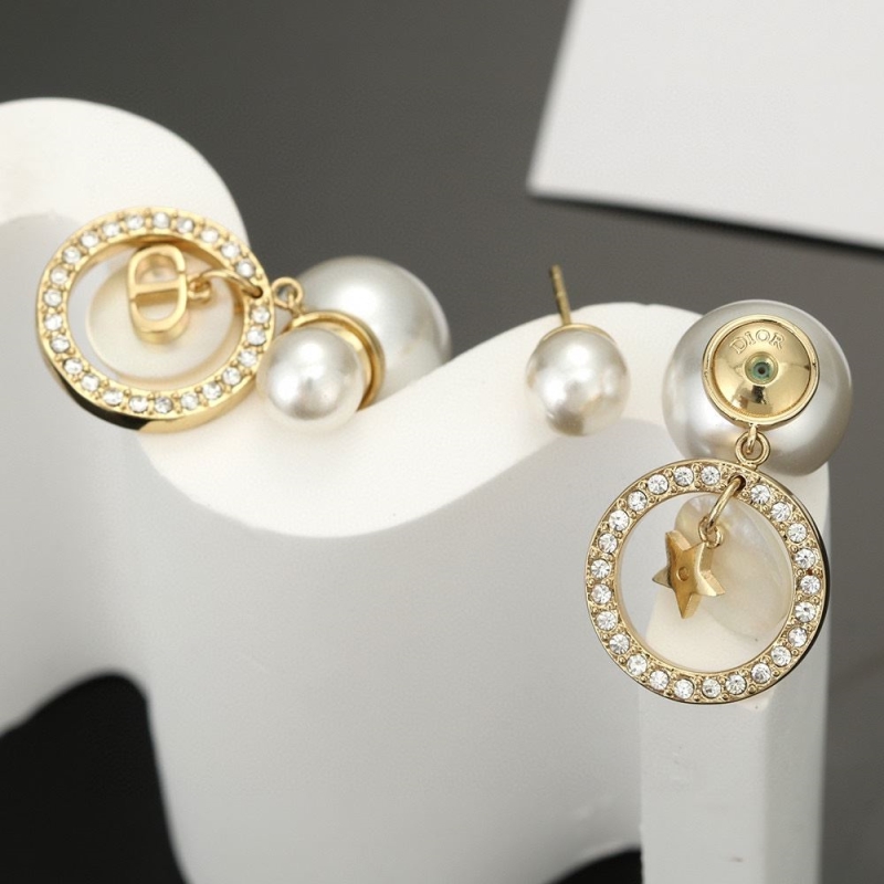 chr1st1an D10r earrings